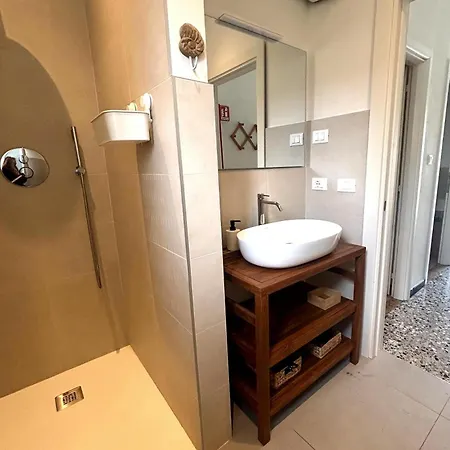 Lido Free Parking - 4 Guests - Near - App 2 *